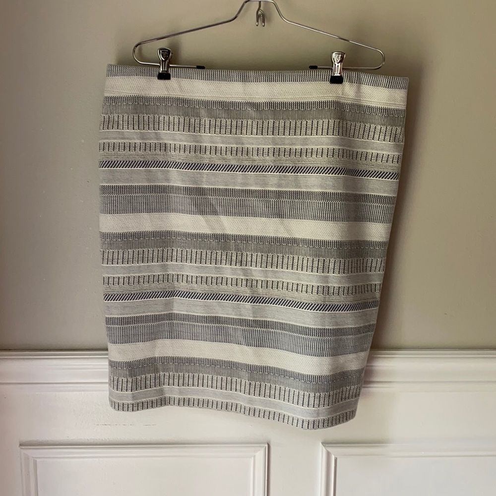 Pull on Pencil Skirt NWT XL